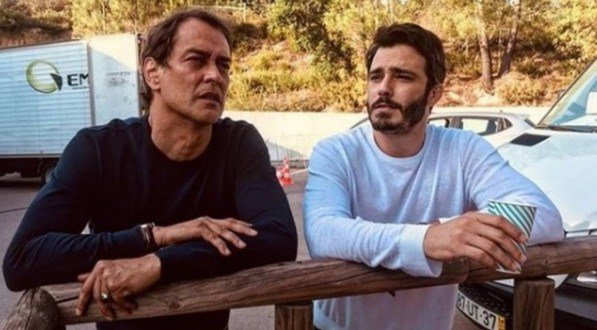 Band vai reprisar novela portuguesa com atores brasileiros em nova faixa matinal