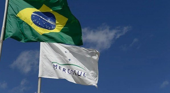 Presidentes vão flexibilizar tarifas comerciais do Mercosul