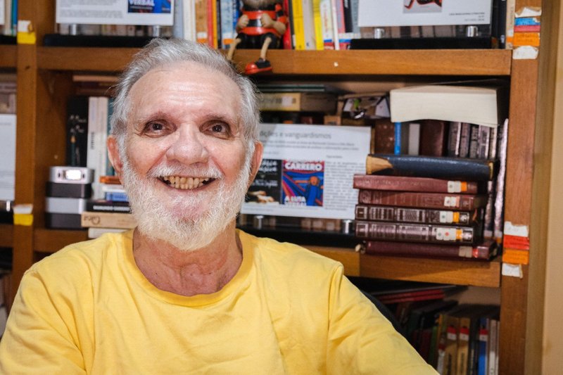 Se Dostoiévski é um dos maiores romancistas e pensadores da história, na mesma dimensão podem os críticos literários situar Carrero, inclusive porque o nosso pernambucano do alto sertão também estuda e analisa o psique das pessoas
