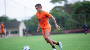 Imagem de Igor Cariús em treino do Sport