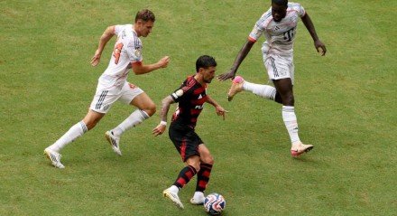Rubro-negro sofre no começo do jogo e é derrotado pelo alemães em grande tarde de Kane