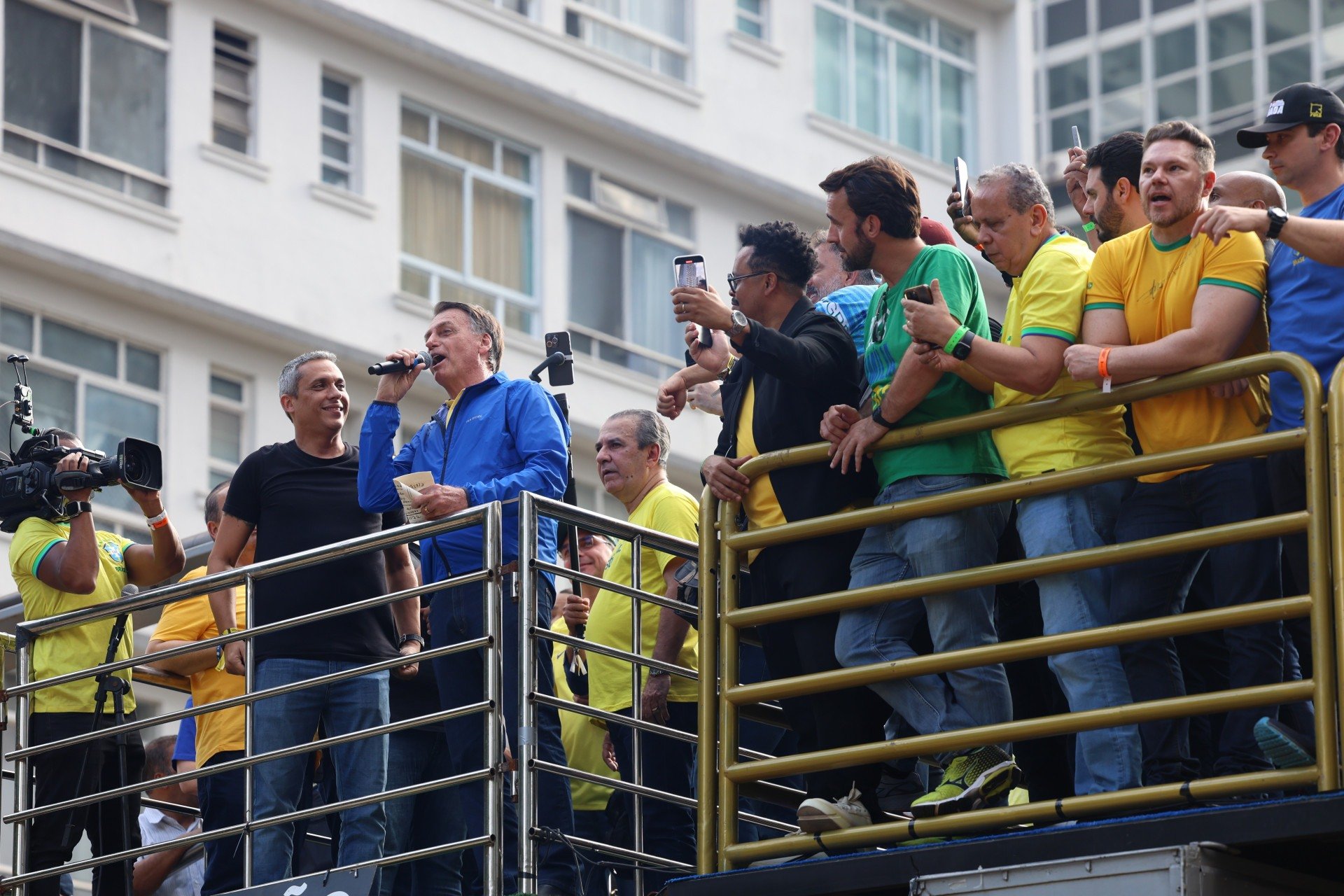 Manifestação de Bolsonaro reuniu 12 mil pessoas na Avenida Paulista, diz monitor ligado à USP