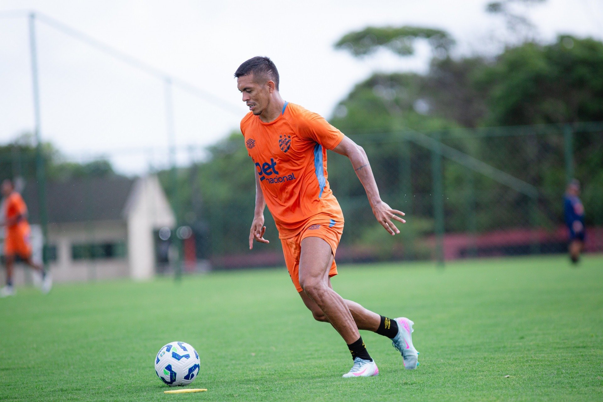 Sport: Igor Cariús tem lesão constatada e desfalca Leão por um mês