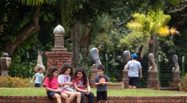 Férias na Oficina Francisco Brennand têm oficinas de arte, música e visita sensorial gratuita; veja datas e como se inscrever