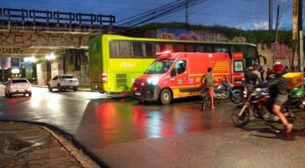 Voz do Leitor, 02/07: Cruzamento perigoso na Imbiribeira