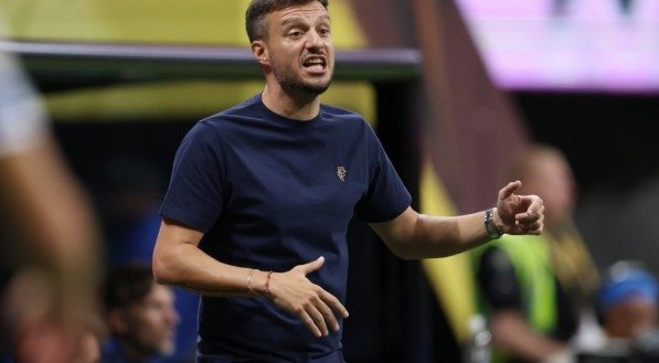 Porto demite Martín Anselmi após queda precoce na Copa do Mundo de Clubes