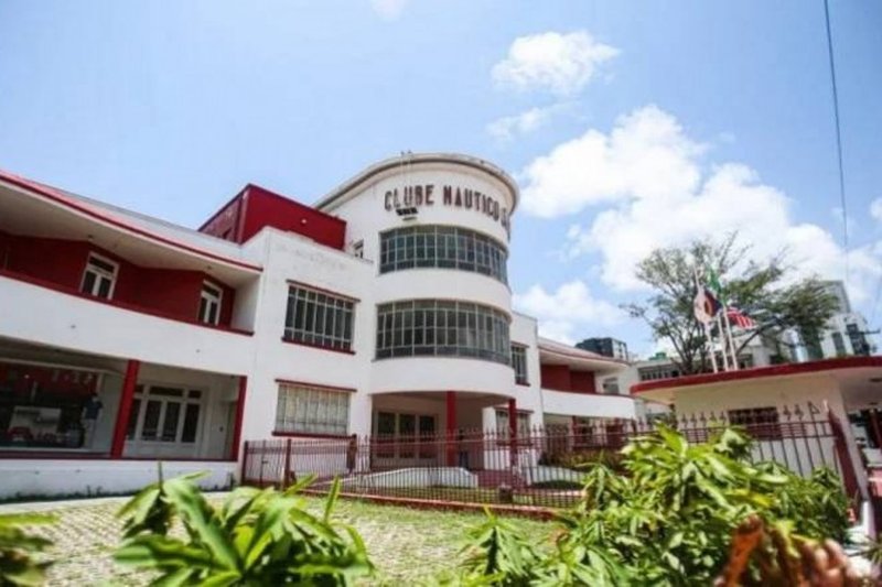 Imagem da sede social do Náutico no bairro dos Aflitos