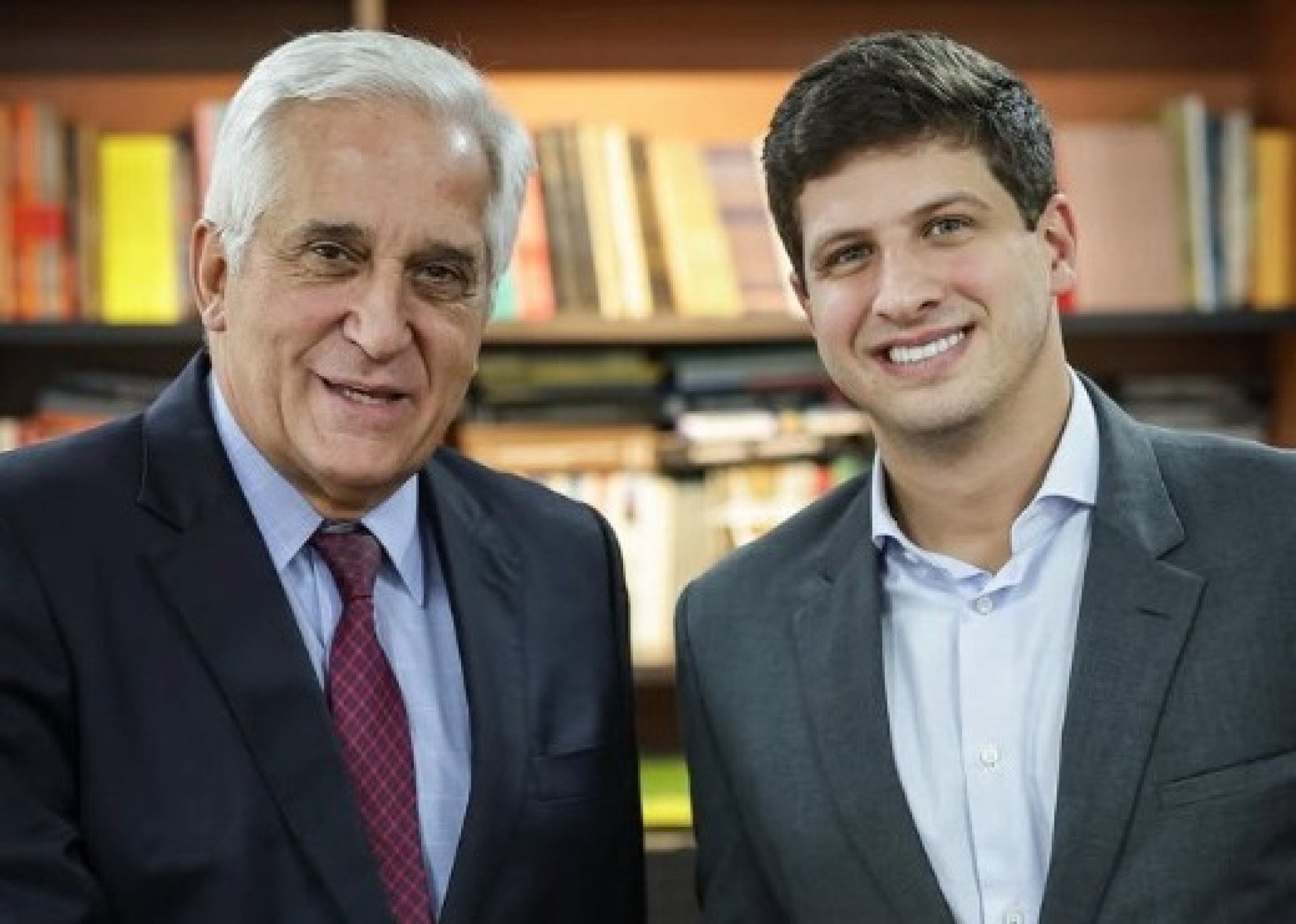 Foto da capa: Política