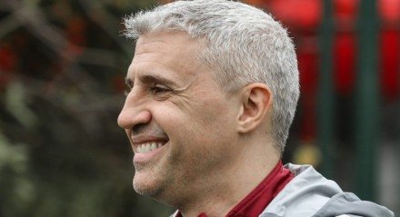 O técnico argentino coloca como prioridade três posições  
