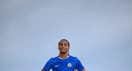 Atacante brasileiro de 23 anos é o novo reforço do clube inglês. Apesar da pouca idade, ele contou algumas curiosidades da carreira.