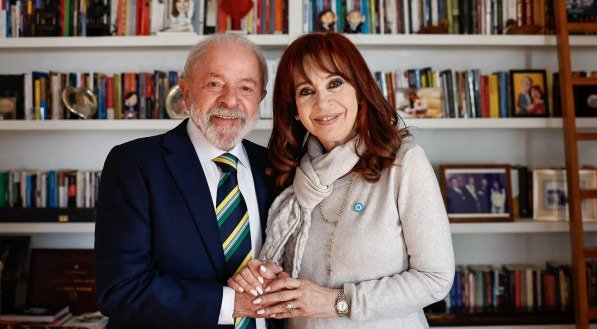  Lula visita Cristina Kirchner durante agenda da cúpula do Mercosul