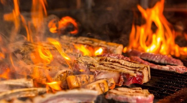 Cinzas do churrasco podem ser o segredo para um jardim mais bonito e saudável; veja como!