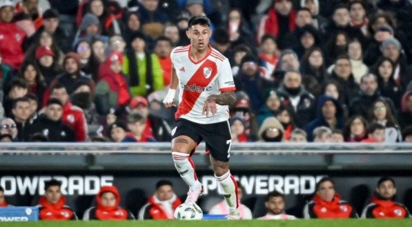 Fortaleza acerta compra de centroavante do River Plate