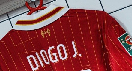 Clube inglês fará homenagem ao atacante português, que morreu em grave acidente de carro na Espanha nesta quinta-feira (3).