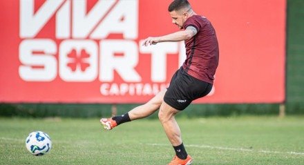 Com novo reforços e algumas saídas, o Vitória retomará os compromissos da temporada. 