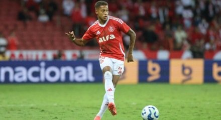 Por conta de nova autorização da FIFA, o Colorado teve a possibilidade de estender o vínculo com o jogador até junho de 2026.