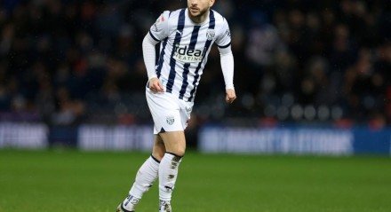  O jogador de 26 anos, que pertence ao West Bromwich, da Inglaterra, já tem data marcada para desembarcar no Rio de Janeiro