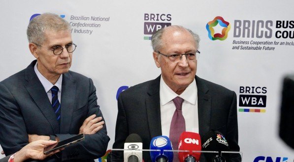 Alckmin diz que Moraes teve "sabedoria" sobre IOF e prega diálogo