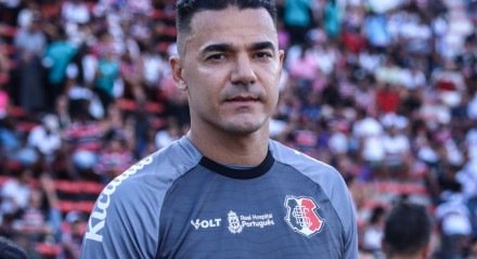 Felipe Alves, goleiro do Santa Cruz