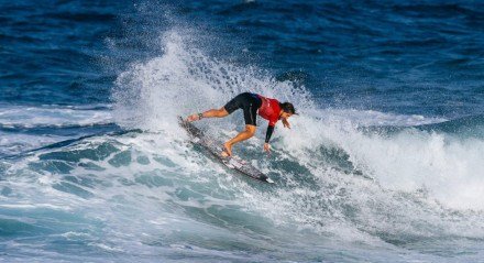 O surfista brasileiro Ian Gouveia está disputado o Challenger Series da WSL na segunda metade de 2025. Depois de ter vivido grande fase na segunda divisão do surfe no ano passado, chegou ao terceiro lugar na abertura do Championship Tour em Pipeline na atual temporada e, desde então, desandou. A temporada 2024 foi disputada em [&#8230;]