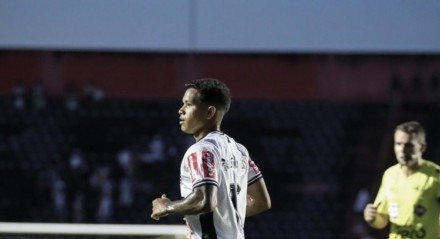 Fortaleza pede retorno de meia emprestado ao Athletic