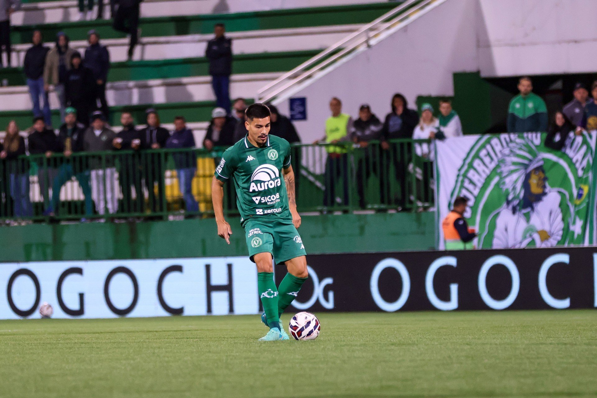Chapecoense x Paysandu: onde assistir ao vivo, horário e escalações