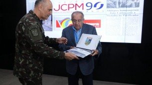 Homenagem a Jo&atilde;o Carlos Paes Mendon&ccedil;a no Comando Militar do Nordeste