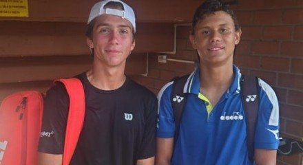 Atletas de Cuiabá (MT) e Blumenau (SC) disputam o torneio masculino em Assunção, no Paraguai
