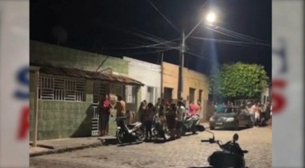 A perícia constatou ao menos dez perfurações por arma de fogo no corpo da vítima