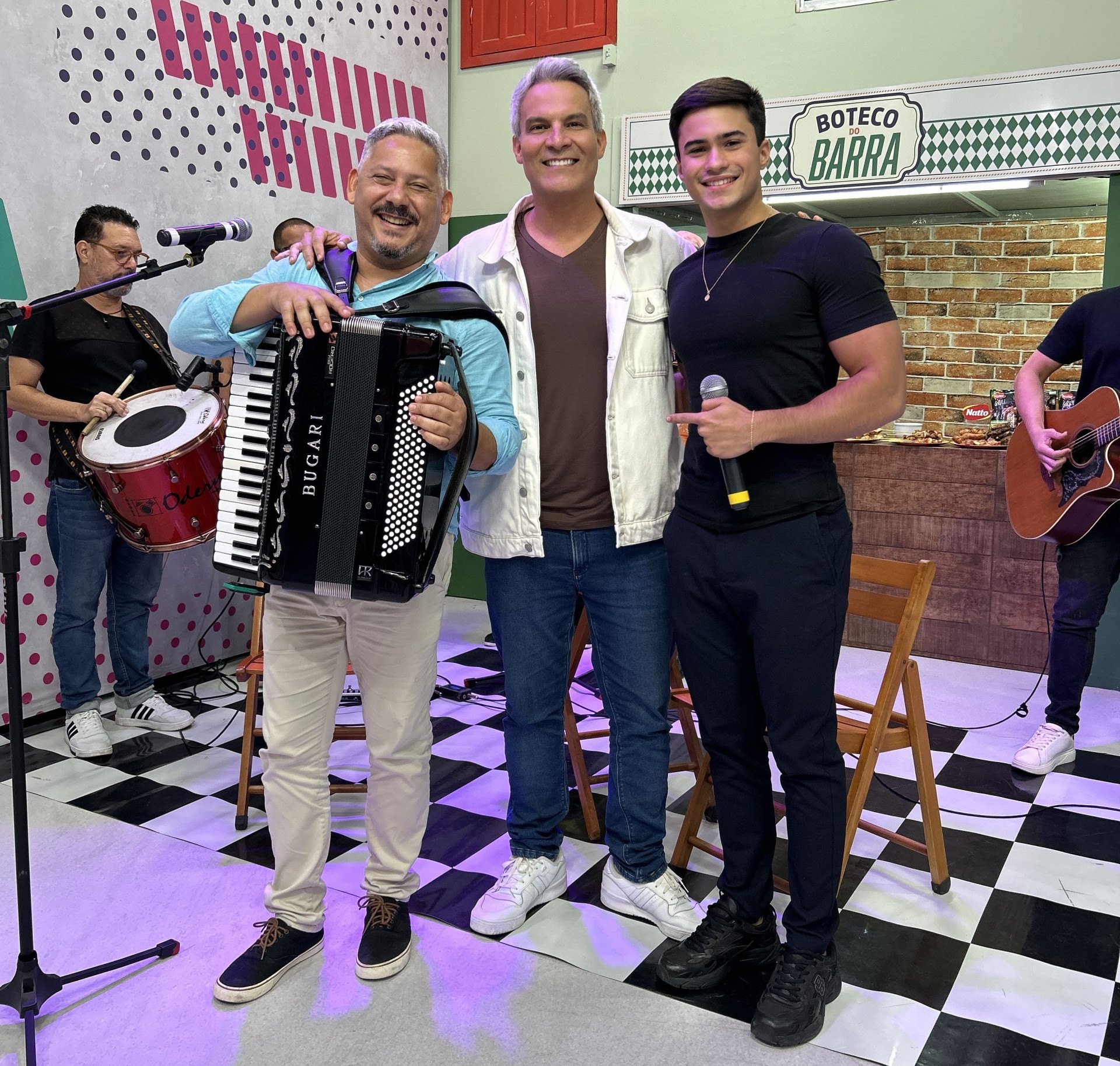 Atrações do Boteco do Barra desta sexta, 11