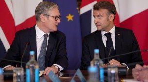 O acordo, selado entre o primeiro-ministro britânico, Keir Starmer, e o presidente francês, Emmanuel Macron