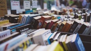 Imagem ilustrativa de livros