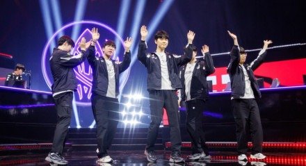 Gen.G venceu a T1 por 3 a 2 na madrugada desta quinta feira (10), e garantiu sua presença na grande final do MSI 2025