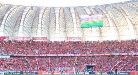 Colorado volta a jogar neste sábado (12), diante do Vitória, pela 13ª rodada do Campeonato Brasileiro. A bola rola às 16h30 no Beira-Rio.