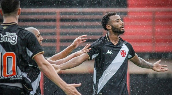 O jogador, oriundo das categorias de base cruzmaltina, não deve mais defender o clube, que ainda vai manter um percentual do atleta na negociação.