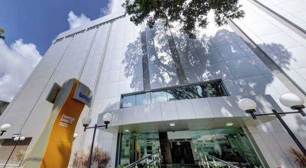 Estão sendo ofertados 25 cursos em diversas áreas do conhecimento