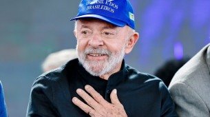 Presidente Lula tem associado ações de Bolsonaro à taxação de Trump