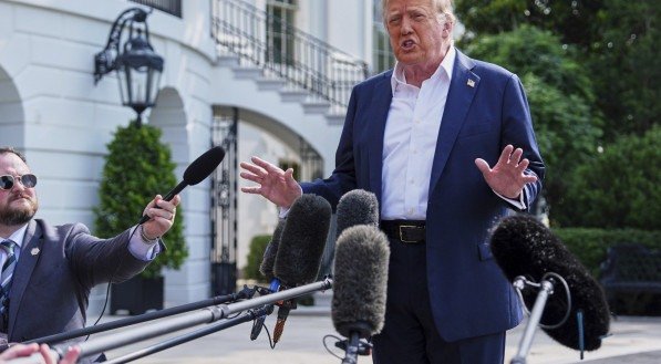 Trump diz que deve falar com Lula, mas "não agora"