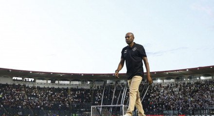 Volta do Campeonato brasileiro já tem clássico carioca entre Botafogo e Vasco marcando a décima terceira rodada da competição