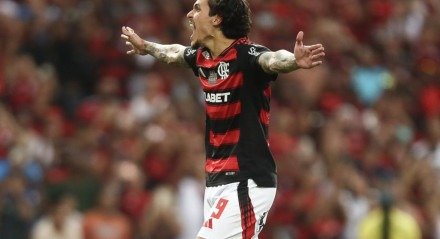 Diante de um grande desgaste na relação com o treinador e diretoria, atacante tem destino indefinido e pode estar de saída do Mais Querido.