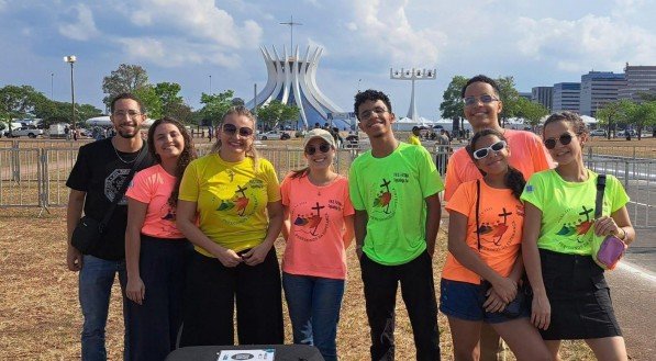 Obra de Maria apoia campanha para ajudar jovens peregrinos que foram acolhidos após golpe 