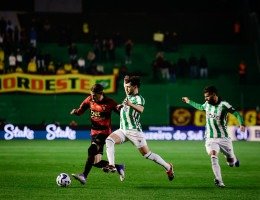 Lance do jogo entre Juventude x Sport pela 13ª rodada do Brasileirão