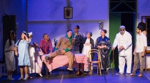 Espetáculo de teatro "Um Sábado em 30"