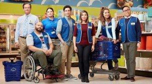 A série Superstore retrata o dia a dia de trabalho de funcionários de um supermercado