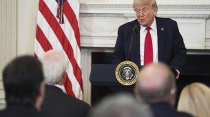 Trump ameaça tarifas de até 100% contra Rússia se não houver acordo sobre Ucrânia