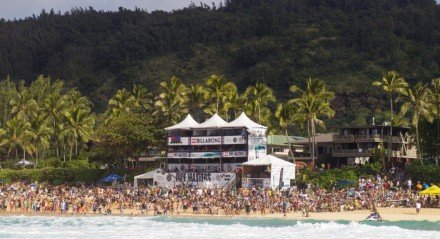 A temporada 2025 do Championship Tour da WSL vai se aproximando da reta final e a liga já anunciou o calendário de 2026. A agenda da elite do surfe no ano que vem se assemelha a um período dourado da década passada, com 12 etapas, exclusão do Finals e Pipeline como palco derradeiro da disputa [&#8230;]