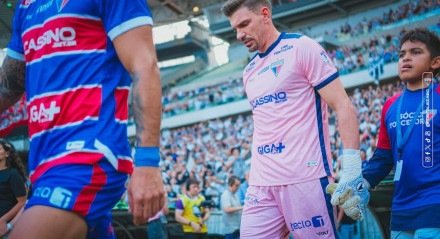 Goleiro do Laion sentiu o mindinho ainda no aquecimento do duelo e sequer atuou na partida. Ele foi substituído por Brenno entre os titulares.