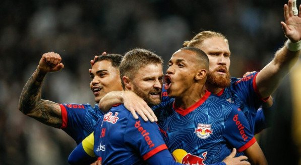 Braga ganhou do Timão por 2 a 1 e se mantem firme no G-4.