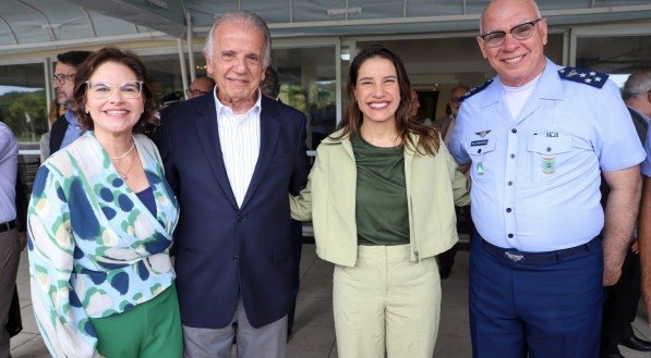 A prestigiada inauguração da nova Torre de Comando