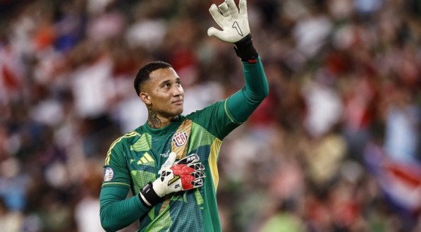 Tricolor tem tratado a contratação do atleta como prioridade, e as partes conversam para acertar o valor da transferência.